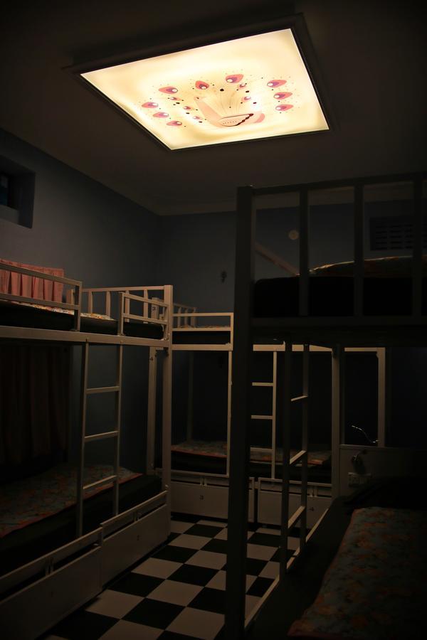 Gypsy Child Lake Hostel ウダイプル 部屋 写真